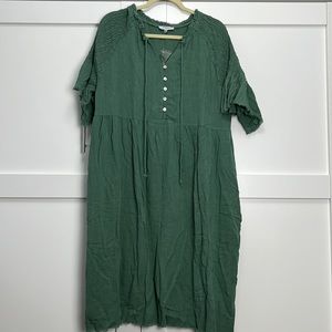 Elegant Green Midi Dress